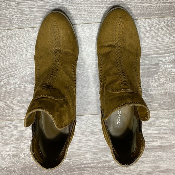 Women’s booties - Picture 2 of 4